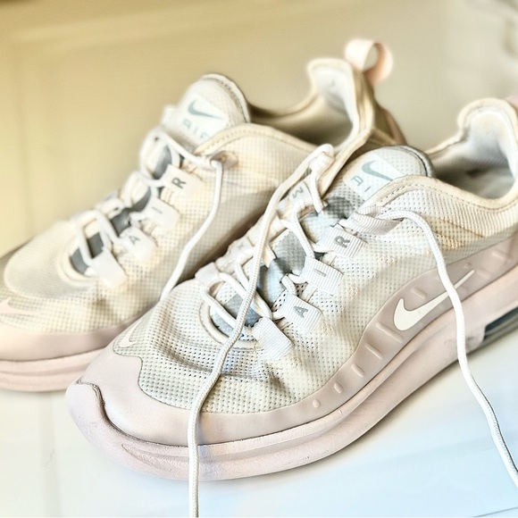Nike Air Max Axis - Picture 1 of 3